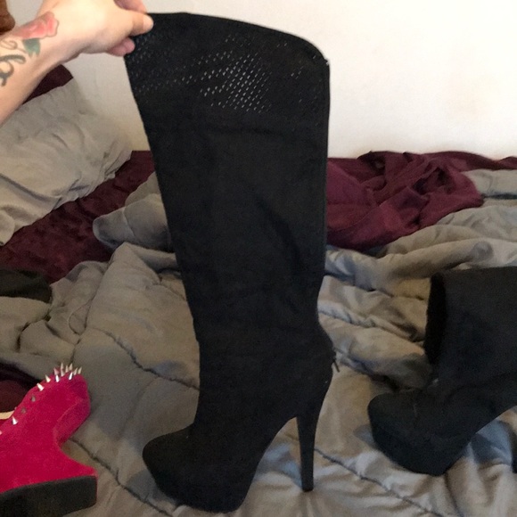 Boots - Picture 2 of 2